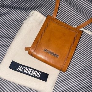 Jacquemus brown leather logo-plaque shoulder bag